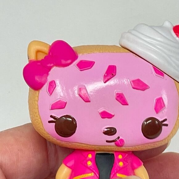 MGA Entertainment Lalaloopsy Small Confectionary Cat 2018 - Picture 4 of 4